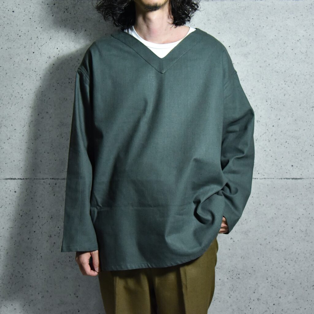 ロシア軍Vネック冬